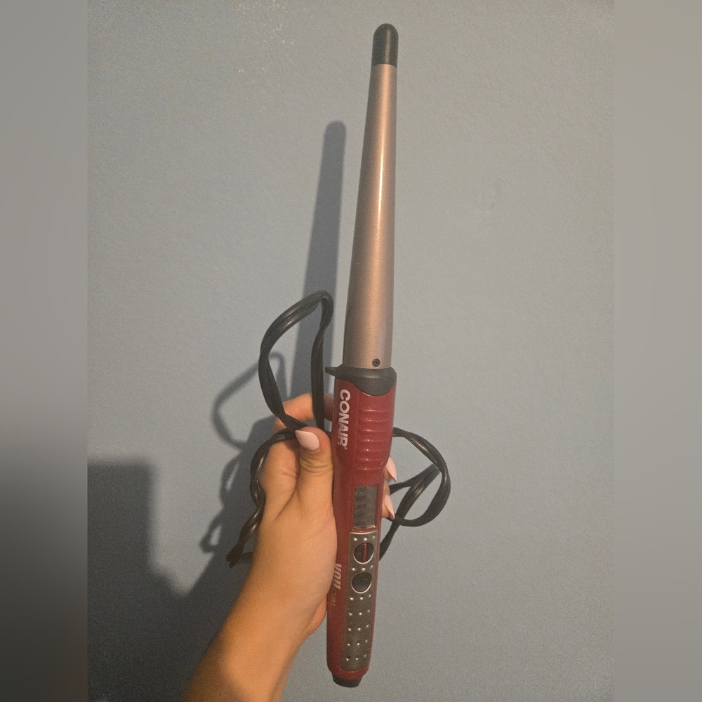Conair Red Curling Wand